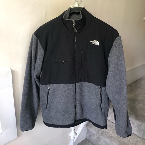 SOLDThe North Face Men’s Zip Up Denali Fleece Jack - Picture 2 of 9